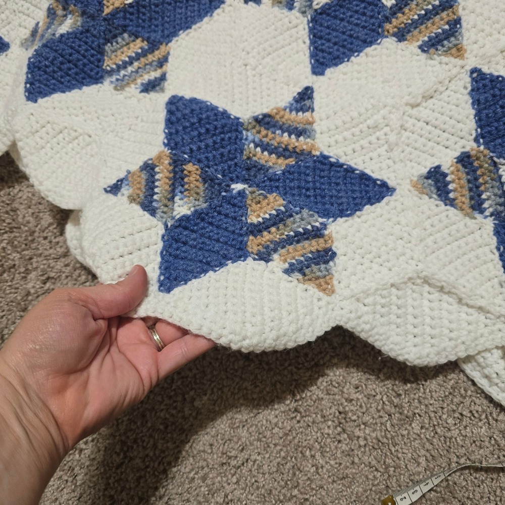 Vintage Crochet Star Afghan Blanket Blue Cream Cottagecore Americana Scalloped - Picture 5 of 6